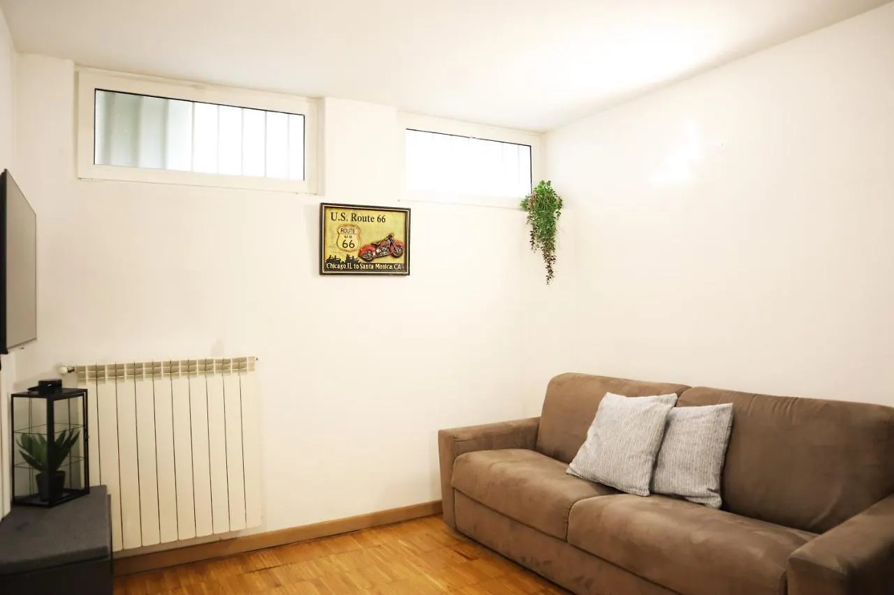 Cenisio Relax House Apartment Milan