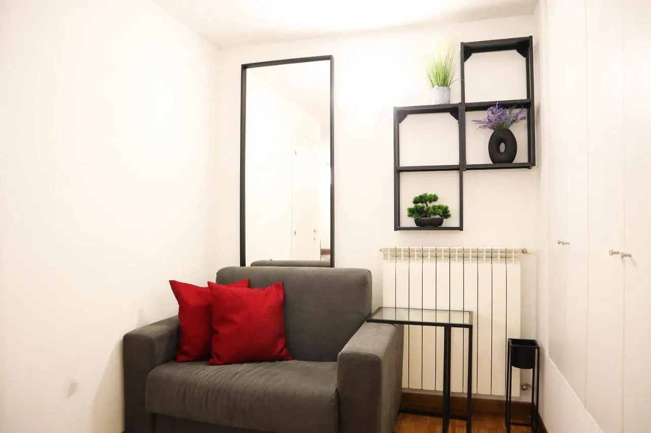 Cenisio Relax House Apartment Milan Italy